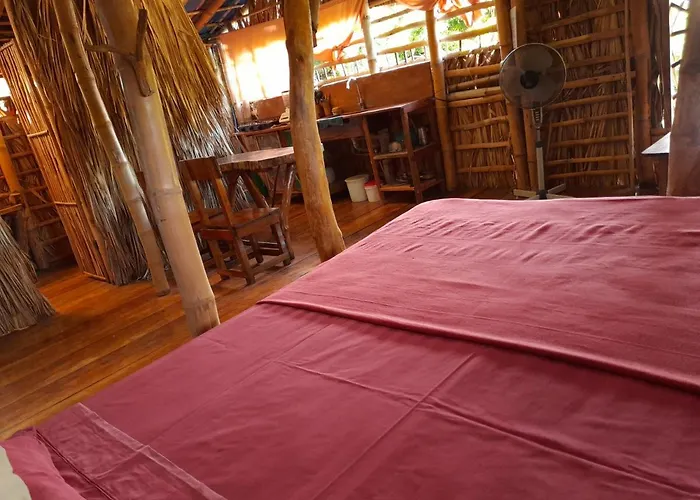 El Bamboo Cabins